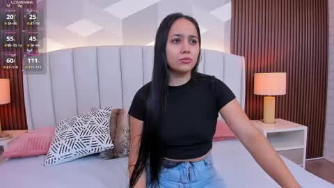 Snapshot of _sammy_fit chatting on February 10, 12:08 pm Antonella online show from February 10, 12:08 pm