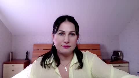 Sara online show from October 31, 9:10 am