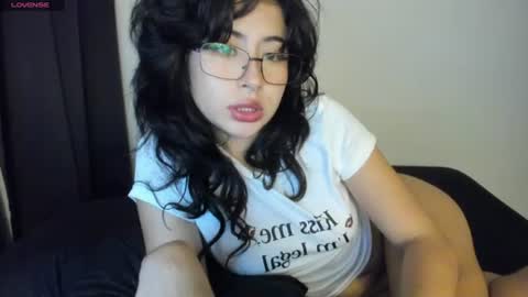 Chloee online show from June 15, 2:36 am