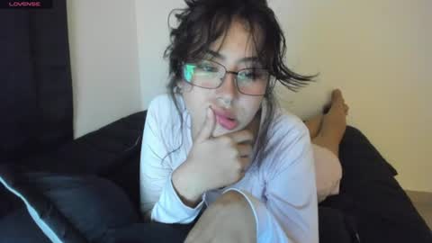 Chloee online show from July 9, 3:10 am