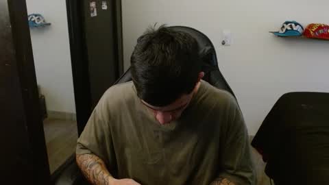 SCHNEIDER online show from December 17, 10:16 pm