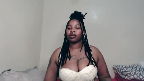 Abbie online show from December 18, 7:42 pm