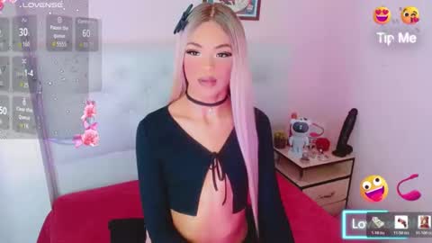 _shadday_ online show from April 4, 6:42 am