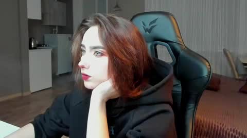 _silverdream online show from February 23, 9:16 pm