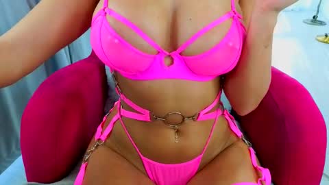 Jessy online show from November 2, 9:31 am