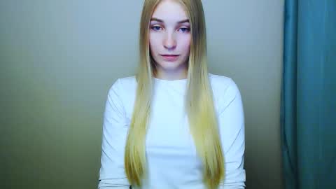 Rachel online show from December 3, 8:31 pm