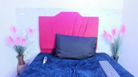 _sofia20_ online show from January 13, 12:57 pm