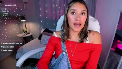Sophie  online show from May 2, 9:42 pm
