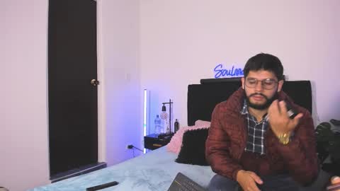 Coco and J online show from February 18, 2:06 pm