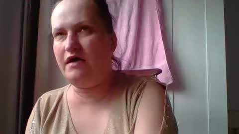 Snapshot of _squirty_pussyyy_ chatting on February 25, 2:48 pm Melisa online show from February 25, 2:48 pm