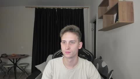 Snapshot of _stager_ chatting on October 14, 12:24 am MARKPVT IS OPEN online show from October 14, 12:24 am