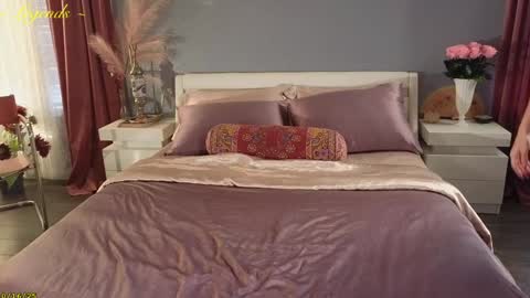  Stella online show from October 16, 11:36 pm