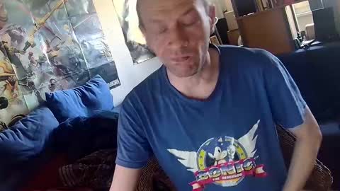 Snapshot of _svenerd87___ chatting on October 2, 7:51 am Sven online show from October 2, 7:51 am