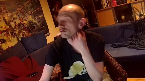 Snapshot of _svenerd87___ chatting on October 10, 9:52 pm Sven online show from October 10, 9:52 pm