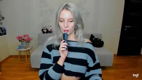 Snapshot of _sweet_addiction_ chatting on October 7, 11:50 am Marie online show from October 7, 11:50 am