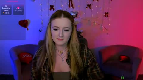 _tessa_moon online show from May 12, 7:12 pm