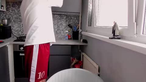 _torfin_ online show from February 19, 9:08 am