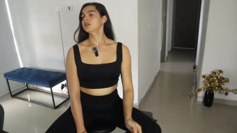 Anastasia Vahos online show from February 26, 9:31 pm