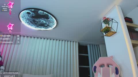 stephany online show from February 24, 2:51 am