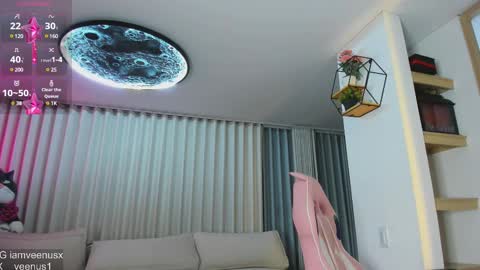 stephany online show from March 10, 12:50 am