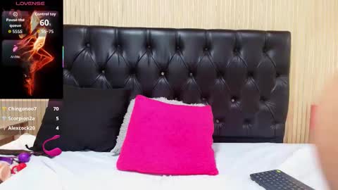 Veronica  online show from February 5, 4:49 am