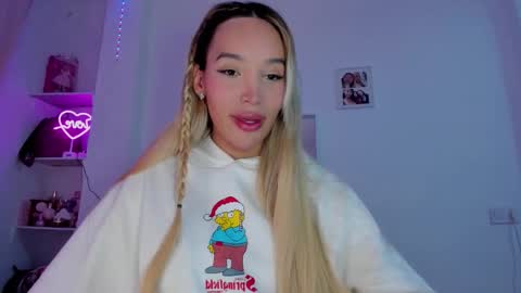   online show from January 9, 10:59 pm