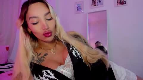   online show from December 4, 11:26 pm