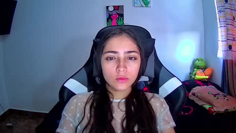 Violeta online show from December 19, 1:29 pm
