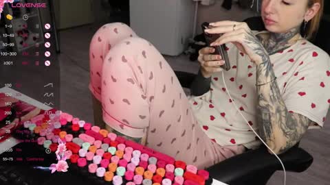 Alis online show from December 20, 8:10 am