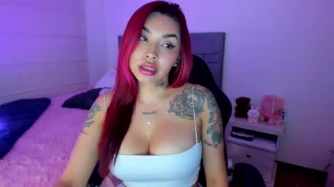 INSTAGRAM pinzon viviana online show from November 13, 1:41 am