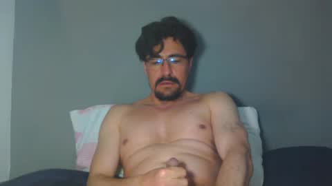 _yjesneth2011 online show from November 3, 2:23 am