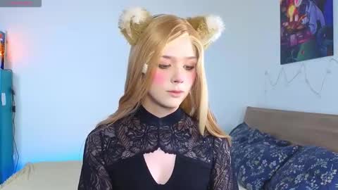 Snapshot of _yourfoxy_ chatting on September 19, 1:04 pm LITTLE FOX online show from September 19, 1:04 pm