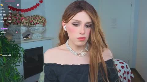 Snapshot of _yourfoxy_ chatting on February 5, 2:16 pm LITTLE FOX online show from February 5, 2:16 pm