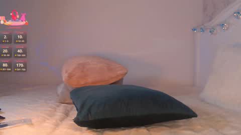 Snapshot of a1l3na_al3 chatting on February 17, 3:44 pm   Alena  online show from February 17, 3:44 pm