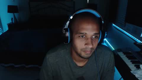 a4orce online show from October 27, 2:44 am