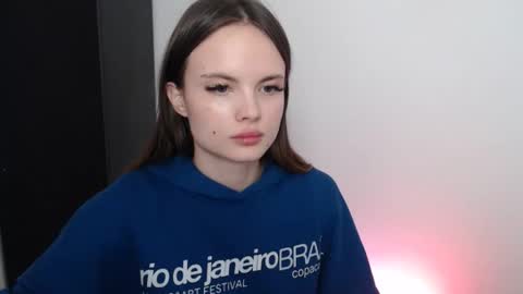 Snapshot of a_ariella_ chatting on September 12, 1:13 pm a_ariella_ online show from September 12, 1:13 pm