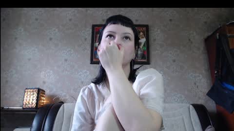 Snapshot of a_damn_good_coffee chatting on February 6, 10:47 am a_damn_good_coffee online show from February 6, 10:47 am