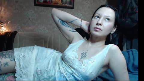 Snapshot of a_damn_good_coffee chatting on January 6, 5:16 pm a_damn_good_coffee online show from January 6, 5:16 pm