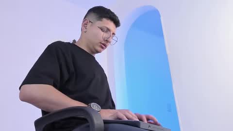 alejo online show from February 27, 5:40 am