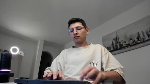 alejo online show from March 12, 7:46 am