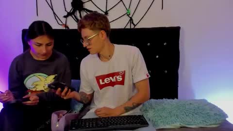 A Sexy Couple online show from October 28, 9:16 pm