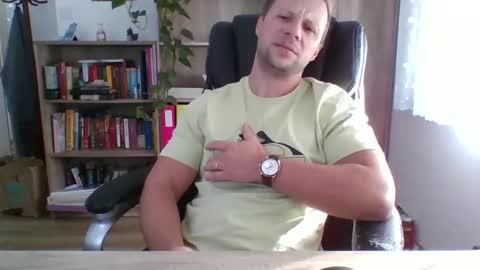 Long distance cumshot online show from January 13, 12:35 pm