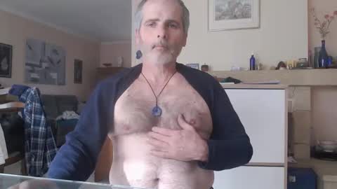 Aalex1717 online show from February 18, 1:55 pm