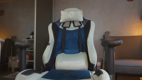 Alex online show from October 11, 7:57 am