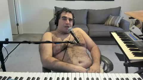 Aaron online show from June 18, 11:43 pm
