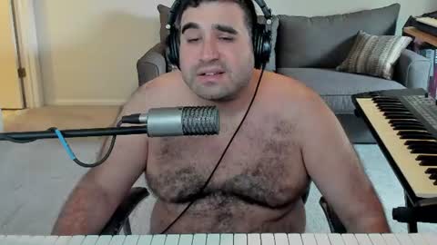 Aaron online show from July 18, 7:05 pm