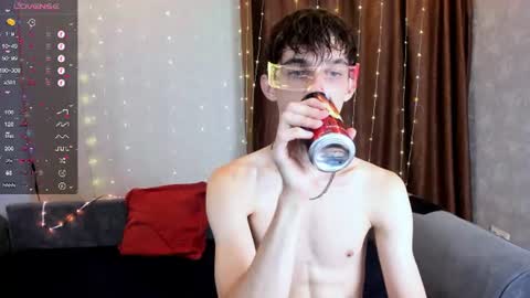 Aaron Bang online show from August 9, 5:18 pm