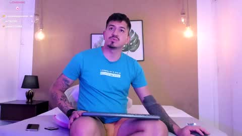 Your aron  online show from March 9, 1:15 pm