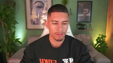 AARON  online show from February 19, 10:45 am