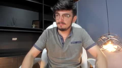 Snapshot of aaronfuentes7 chatting on September 23, 6:03 pm aaronfuentes7 online show from September 23, 6:03 pm